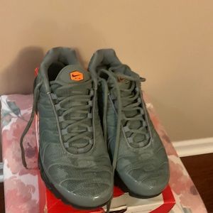 Nike Air Max Plus SE